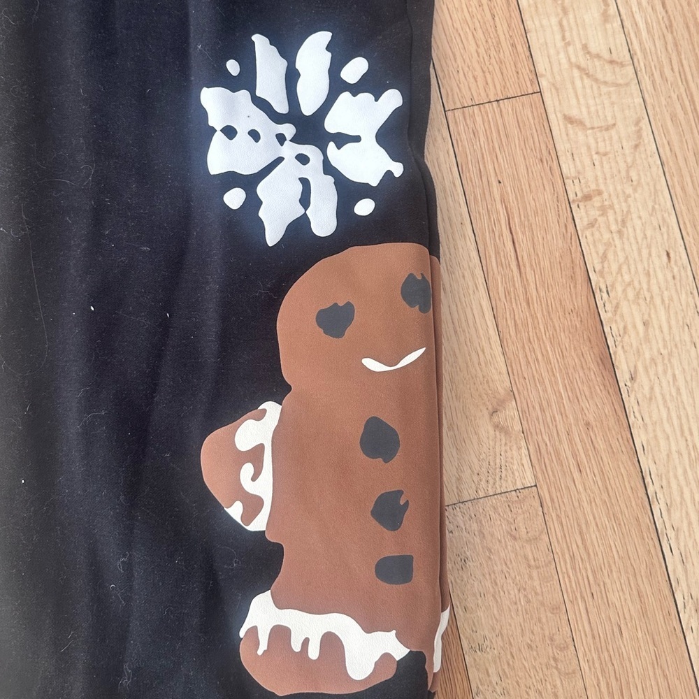 SKIMS X CPFM PRINTED STRAIGHT LEG PANT | Onyx Gingerbread Print - Picture 6 of 6